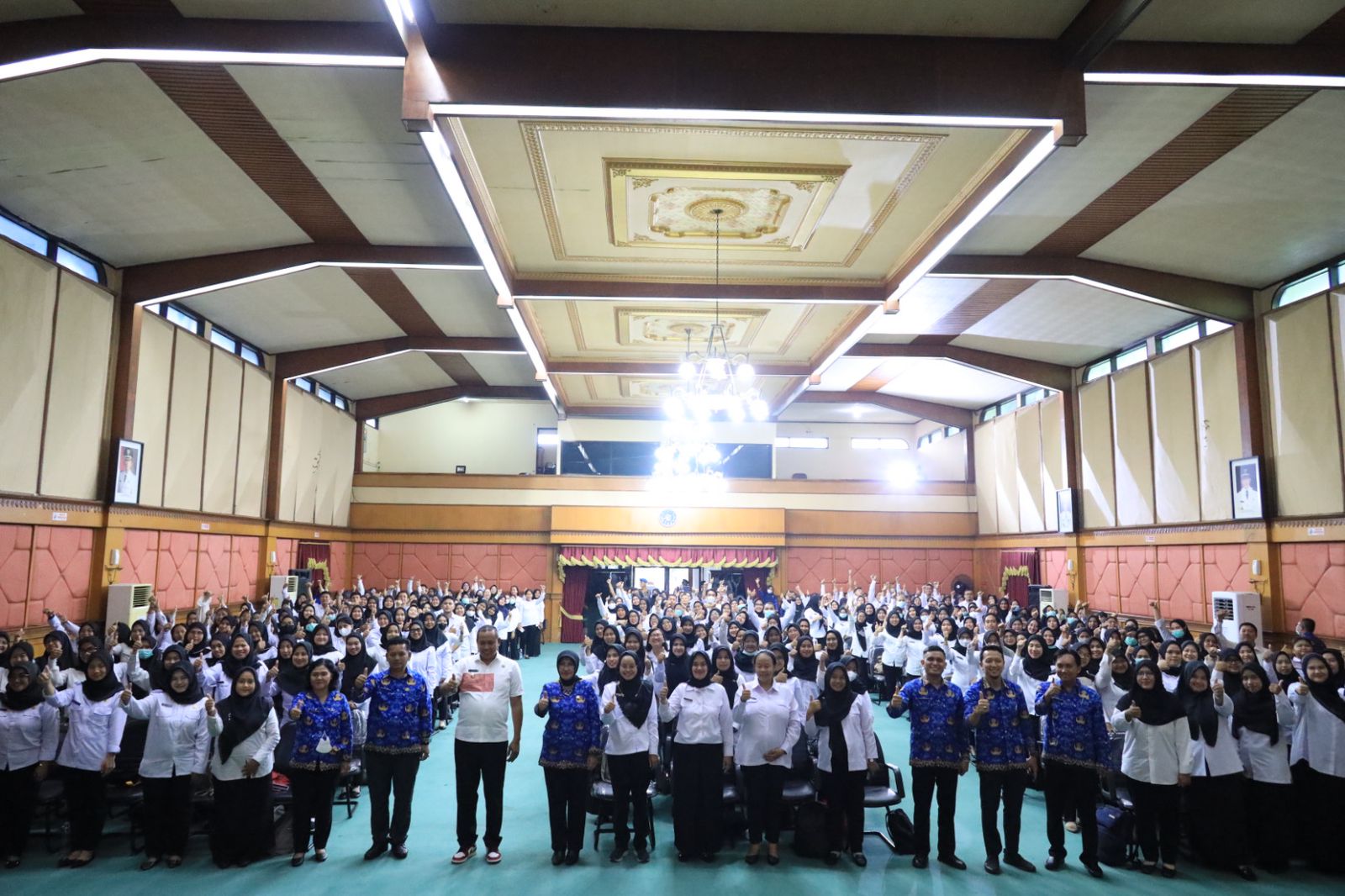 Lantik 285 Tenaga Kesehatan PPPK, Plt. Wali Kota Harap Pelayanan Kesehatan Masyarakat Meningkat