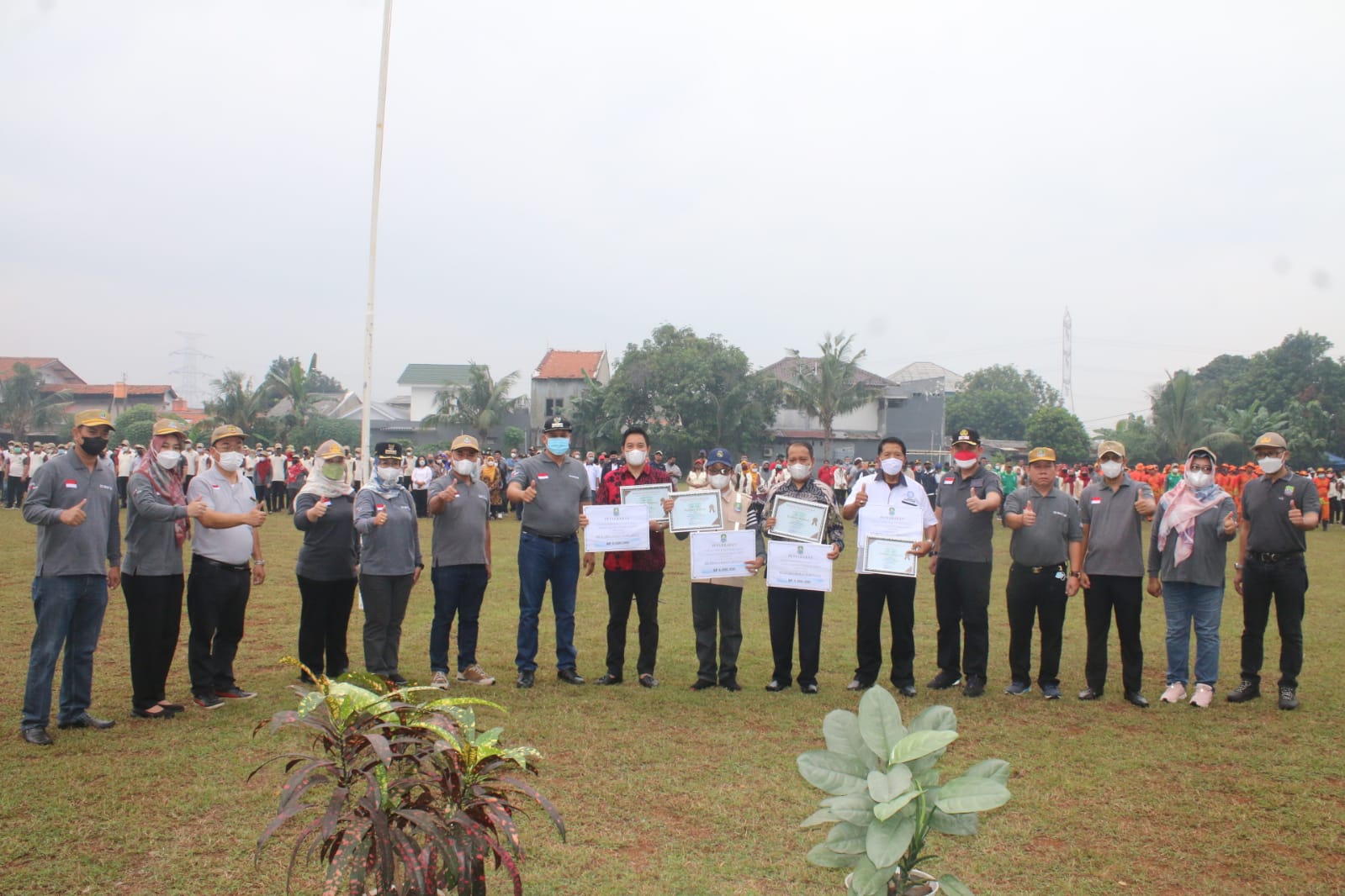 Apel Minggon Di Kecamatan Bekasi Timur, Plt.Wali Kota Ajak Masyarakat Aktif Menjaga Kebersihan