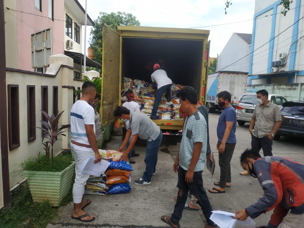 Bantuan Presiden Tahap Ke 2 Kembali Diberikan Kelurahan Jatibening