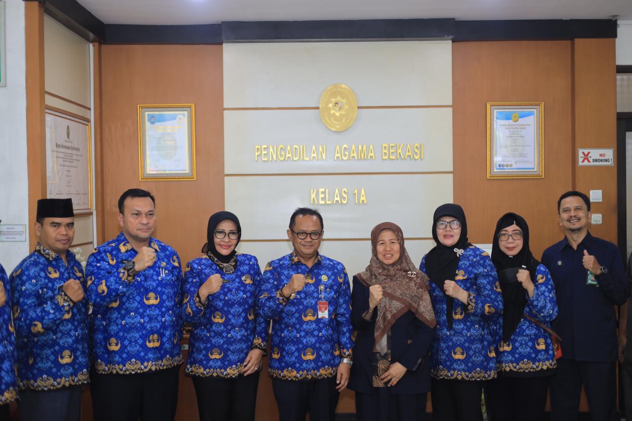PJ WALI KOTA BEKASI KUNJUNGI PENGADILAN AGAMA BEKASI DAN KANTOR KEMENAG KOTA BEKASI