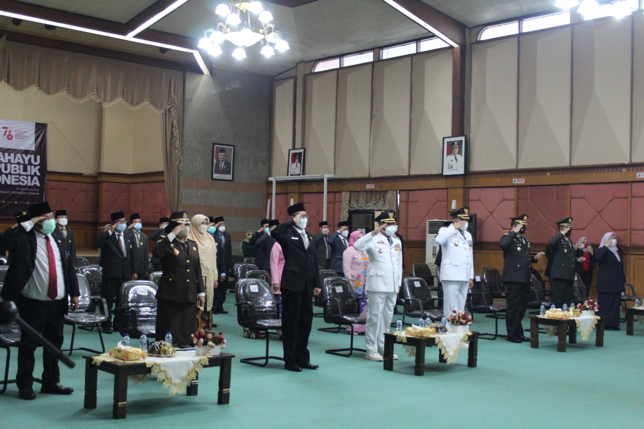 PELAKSANAAN UPACARA VIRTUAL HUT RI KE-76 DARI ISTANA NEGARA TETAP BERLANGSUNG KHIDMAT