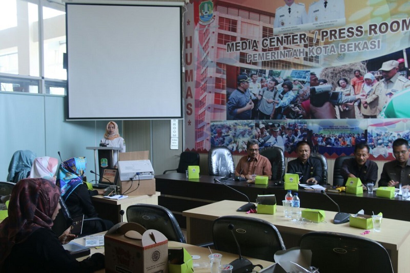 DPRD Kota Padang pelajari Raperda tentang perubahan anggaran BTL 2017