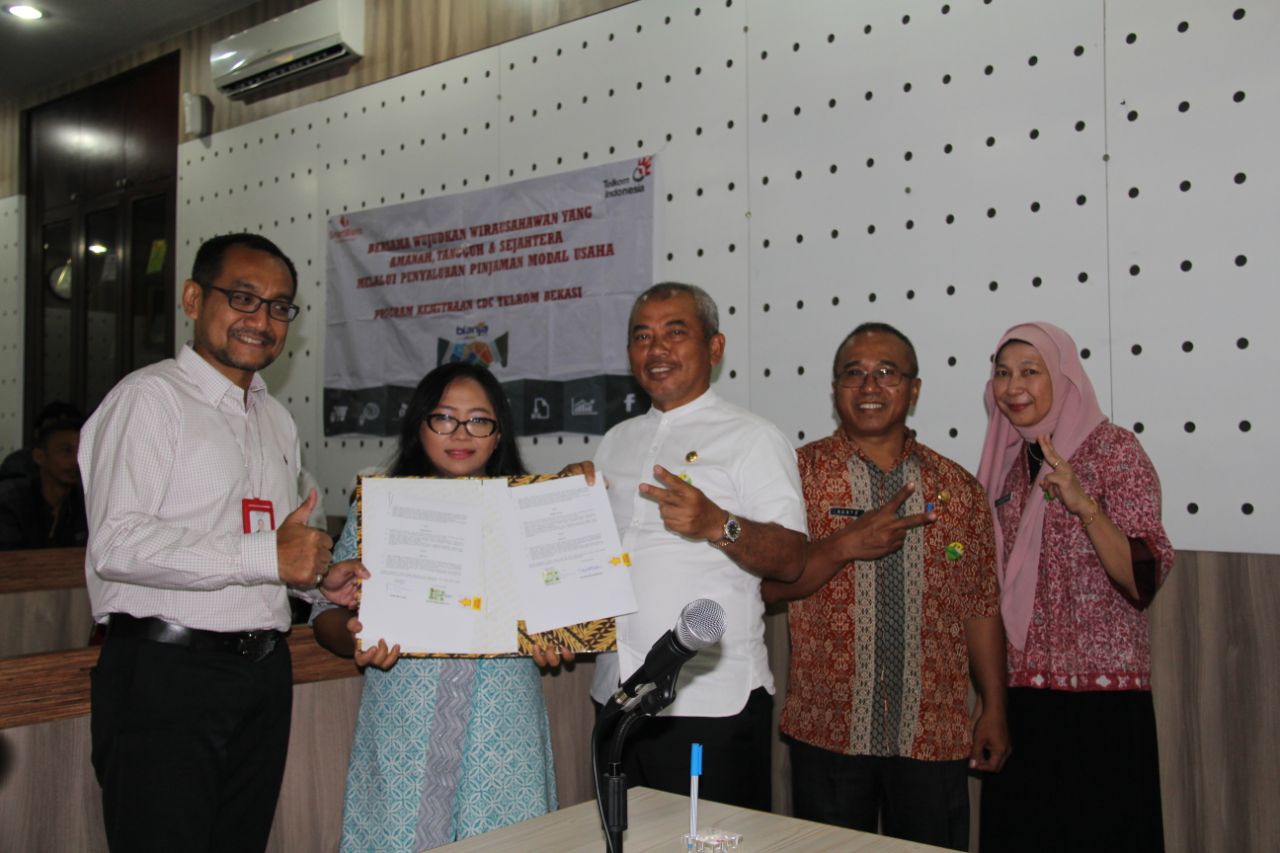 Wali Kota Bekasi Tandatangani Kesepakatan dengan PT. Telkom Terkait Penyaluran Mitra Binaan UMKM