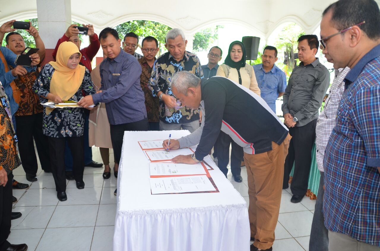 Tangani Banjir dan Bangun Fasilitas Umum, Wali Kota Bekasi Tandatangani Kesepakatan Bersama