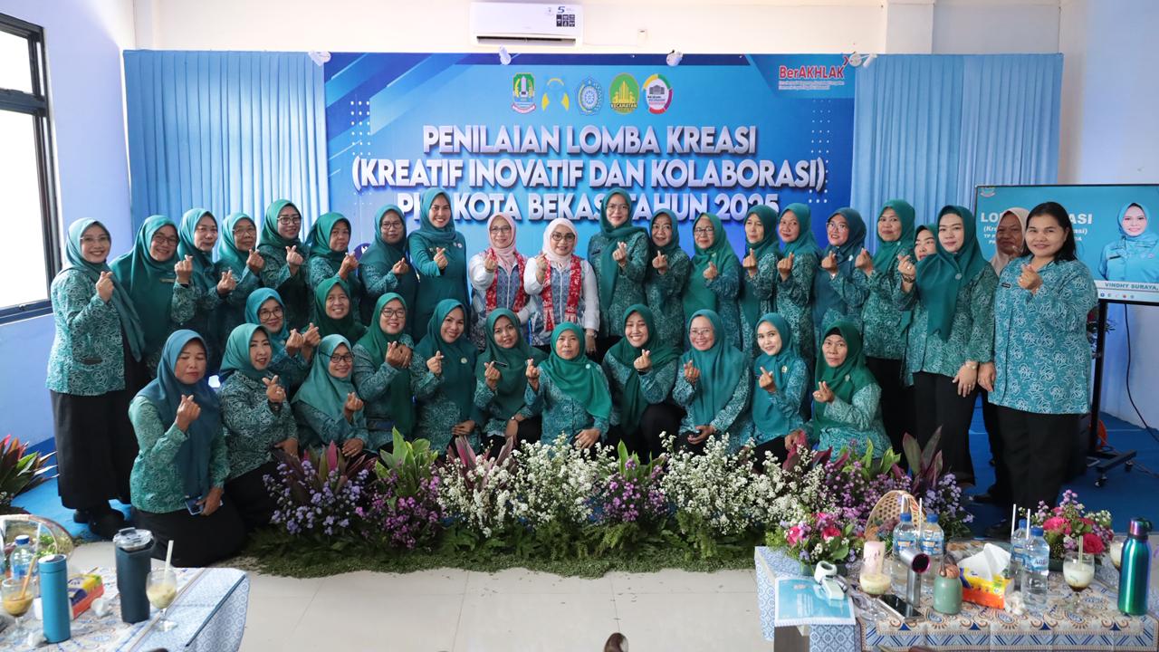 Semangat Kader PKK Kota Bekasi di Medan Satria Wujudkan Lingkungan Sehat dan Mandiri