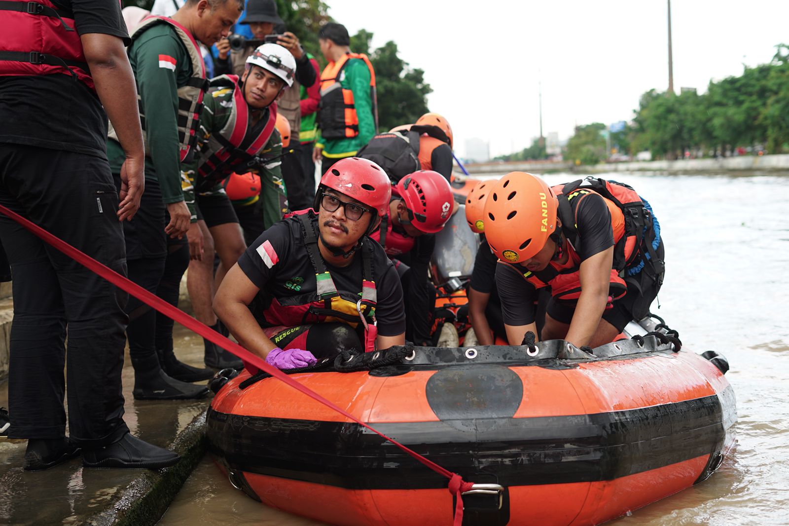 Pemkot Bekasi Bersama BASARNAS Gelar Latihan SAR Gabungan untuk Tingkatkan Kesiapsiagaan Bencana