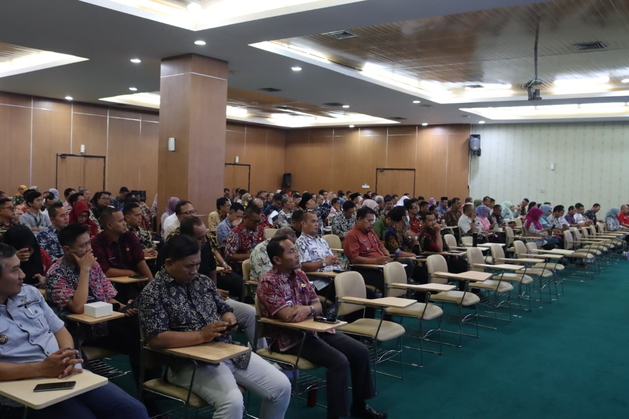 Inspektorat Gelar Bimtek Pengadaan Barang/Jasa Swakelola Tipe IV bagi Camat dan Lurah