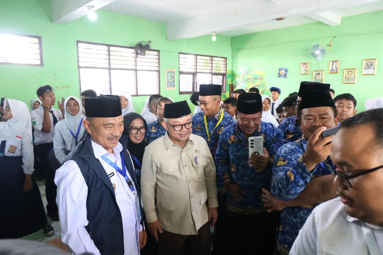 Wakil Wali Kota Hadiri Peluncuran Program Digitalisasi Pembelajaran oleh Presiden Prabowo