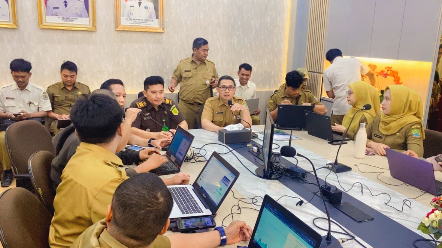 Pemkot Bekasi dan Kejari Bekasi Berikan Pembekalan kepada 56 Operator Kelurahan Program Jaga Desa