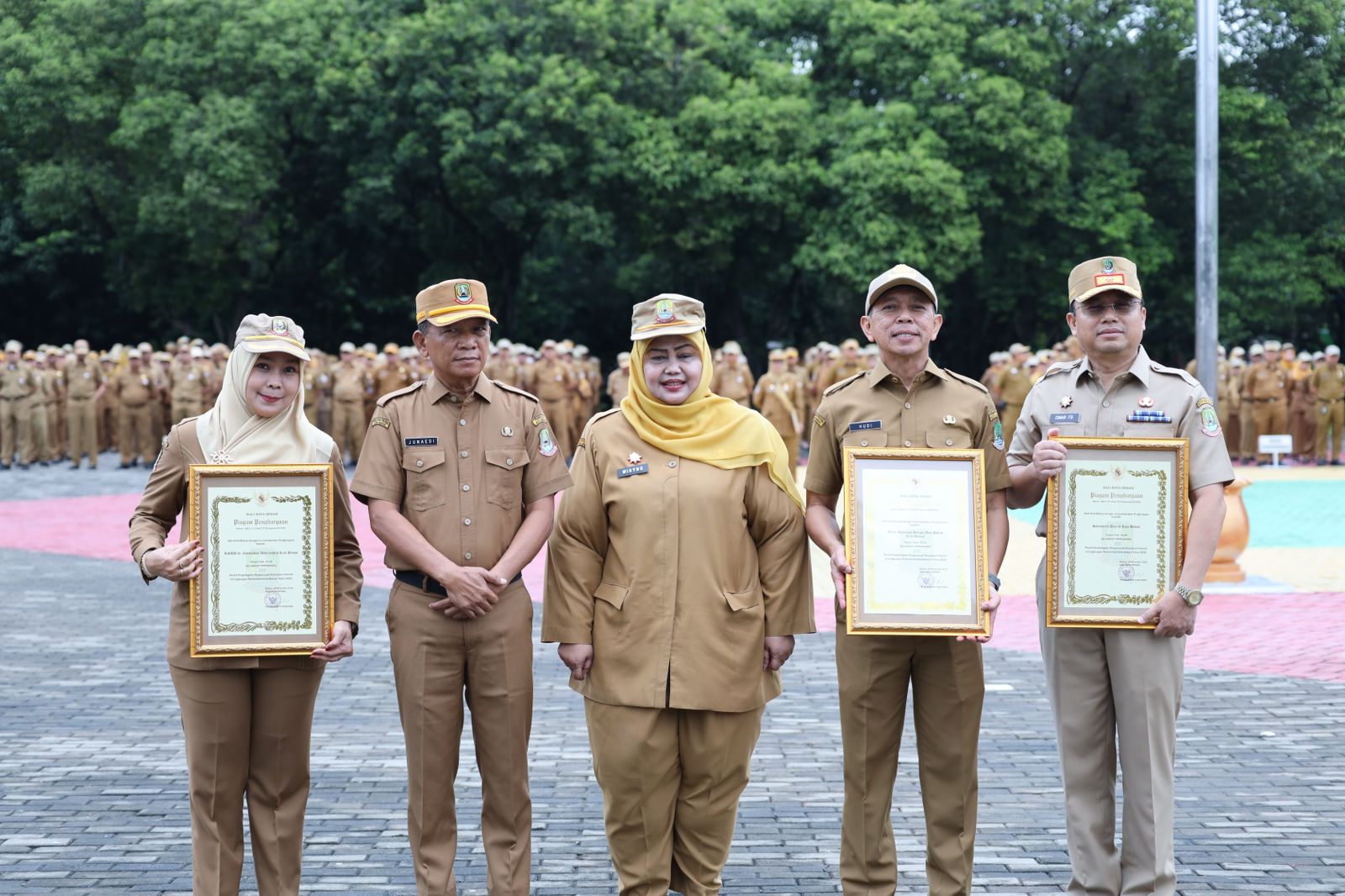 Sekda Kota Bekasi Pimpin Apel Akhir Tahun 2025, Tekankan Kesiapan Infrastruktur dan Pelayanan Publik