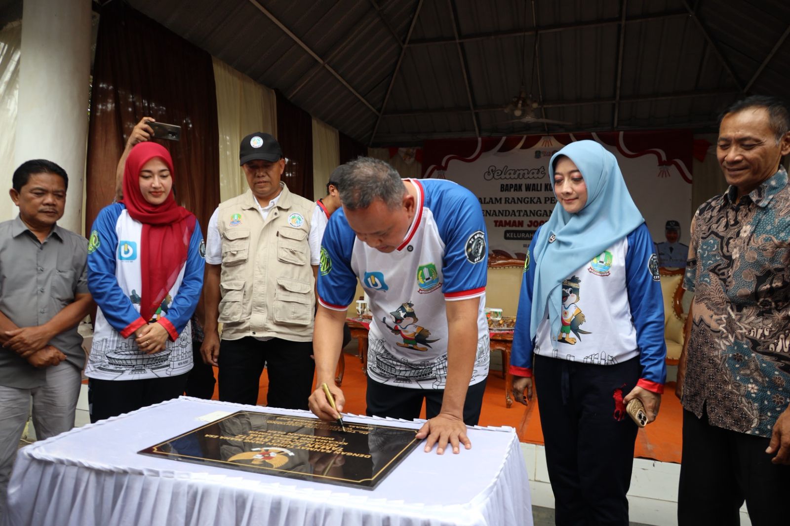 Peresmian Taman Joglo RW 12 Bekasijaya, Sarana Berkumpul, Menenangkan Diri, dan Olahraga