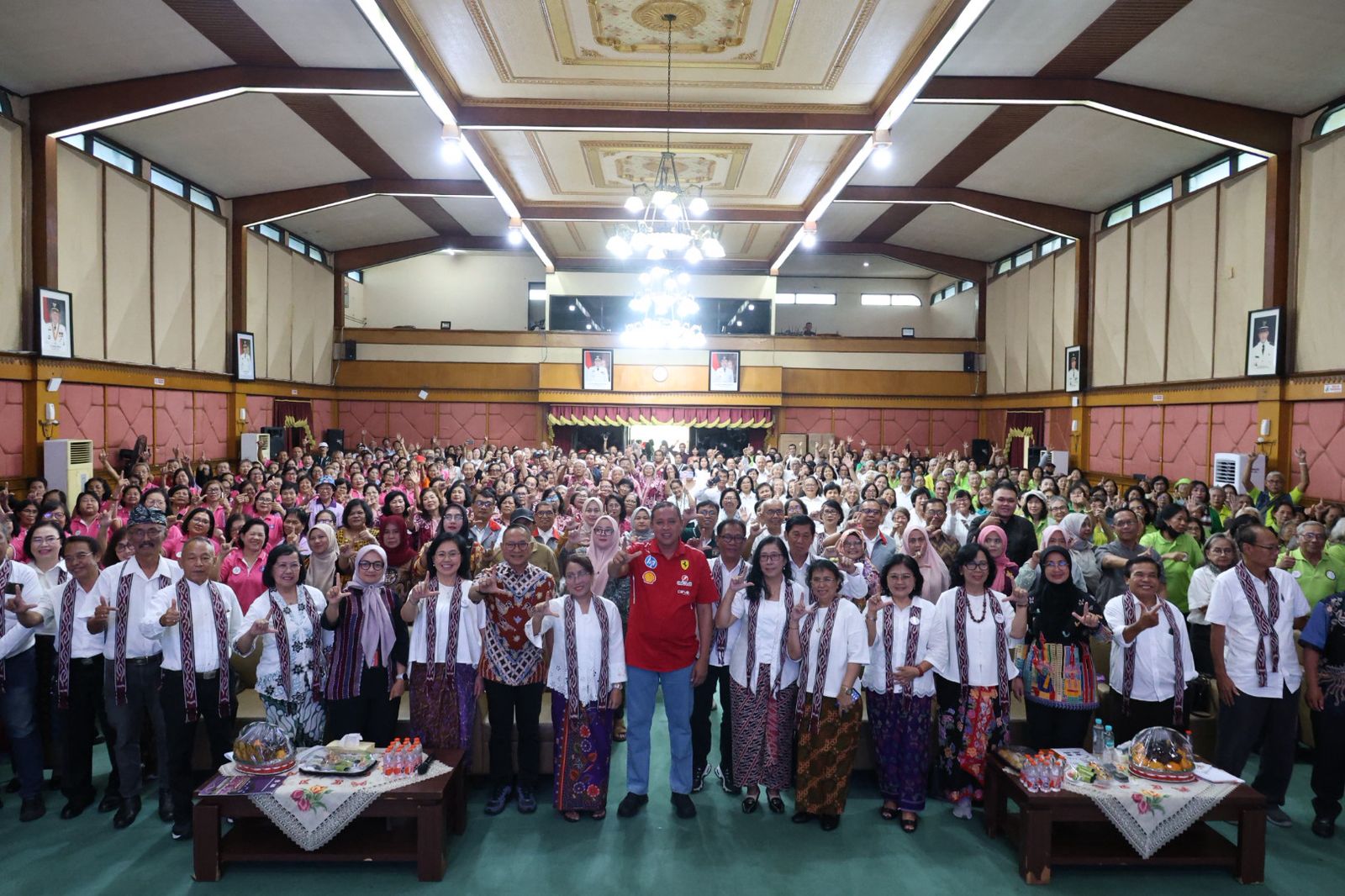 Wali Kota Bekasi Launching Sekolah Lansia KUN, Dorong Lansia Tetap Sehat dan Produktif