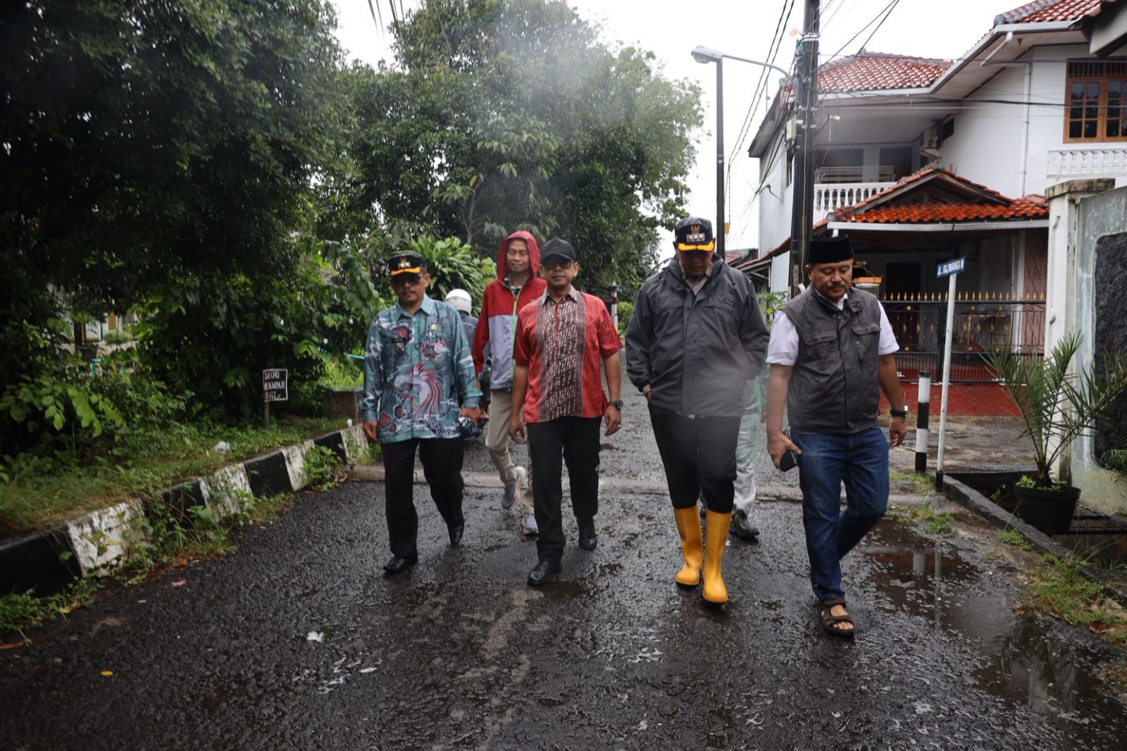 Tinjau Perumahan Chandra Jatirahayu, Wali Kota Bekasi Fokuskan Pembangunan dan Peninggian Jembatan