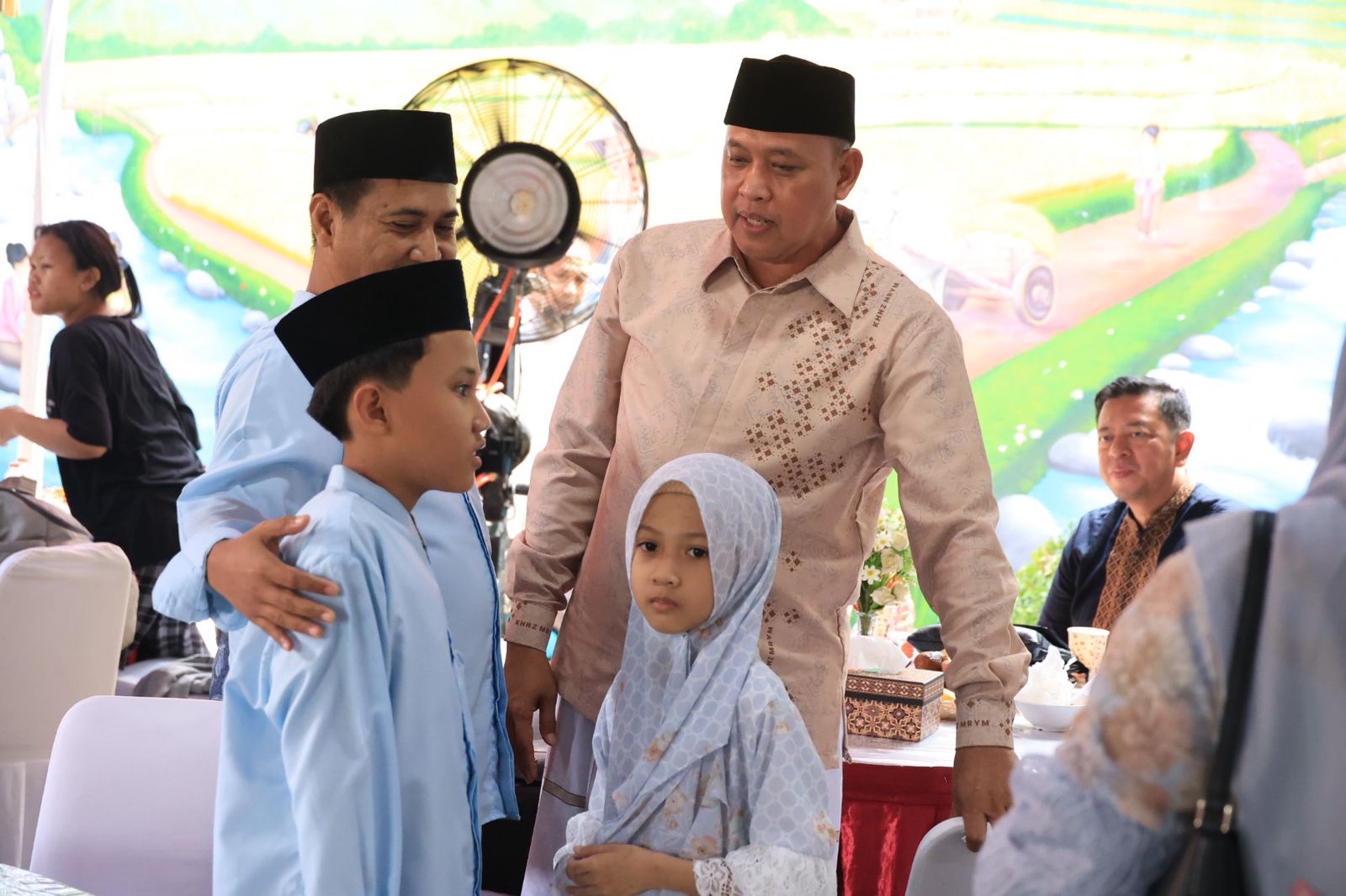 Wali Kota Bekasi Gelar Open House Hari Pertama Lebaran, Pererat Silaturahmi dengan Warga