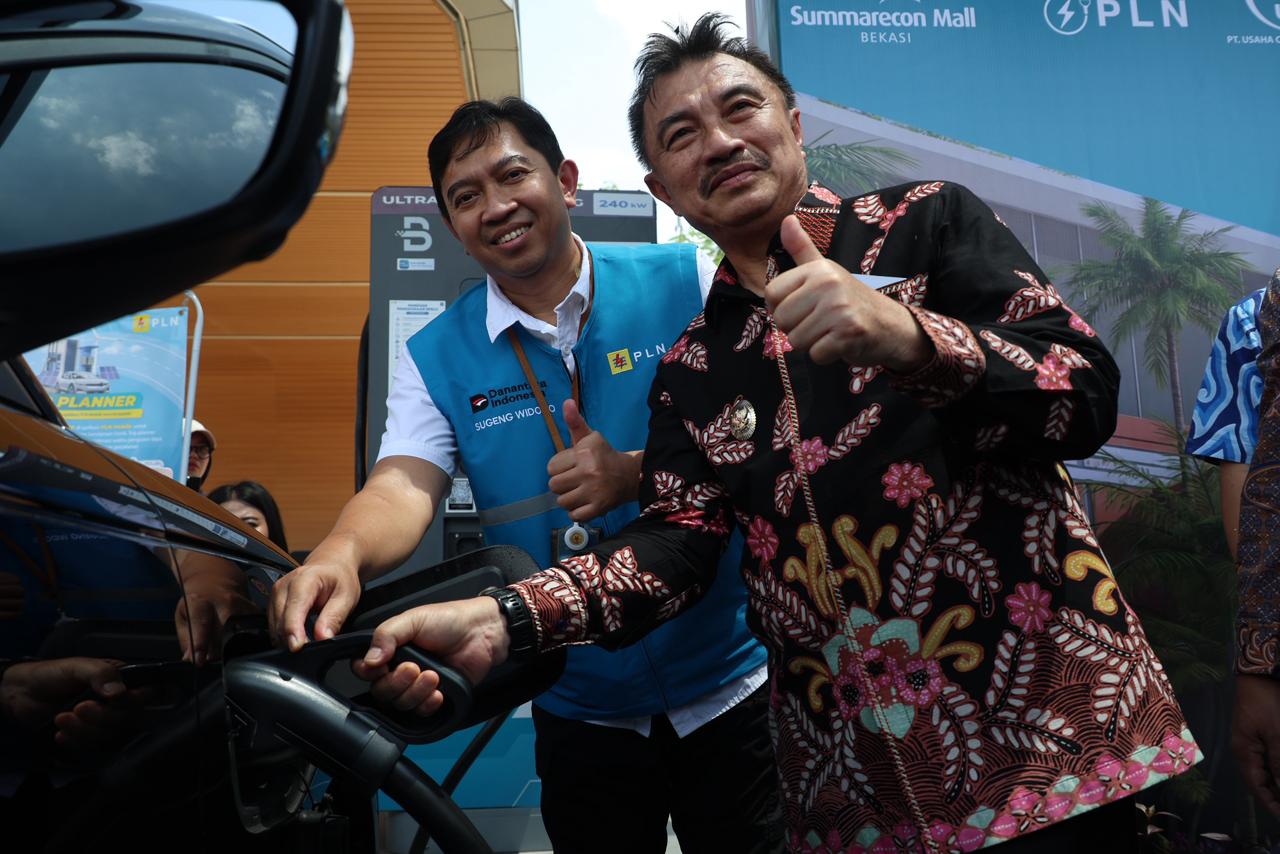 Wakil Wali Kota Bekasi Hadiri Peresmian SPKLU Berkapasitas Besar di Summarecon Mall Bekasi