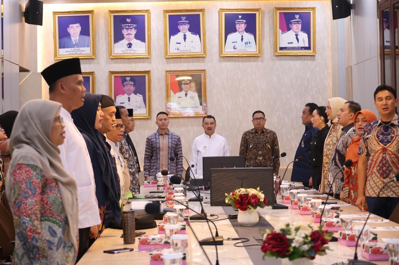 Plh Walkot Harris Bobihoe : Pemkot Dan BKSAP DPR RI Bahas Strategi UMKM Tembus Di Pasar Dunia