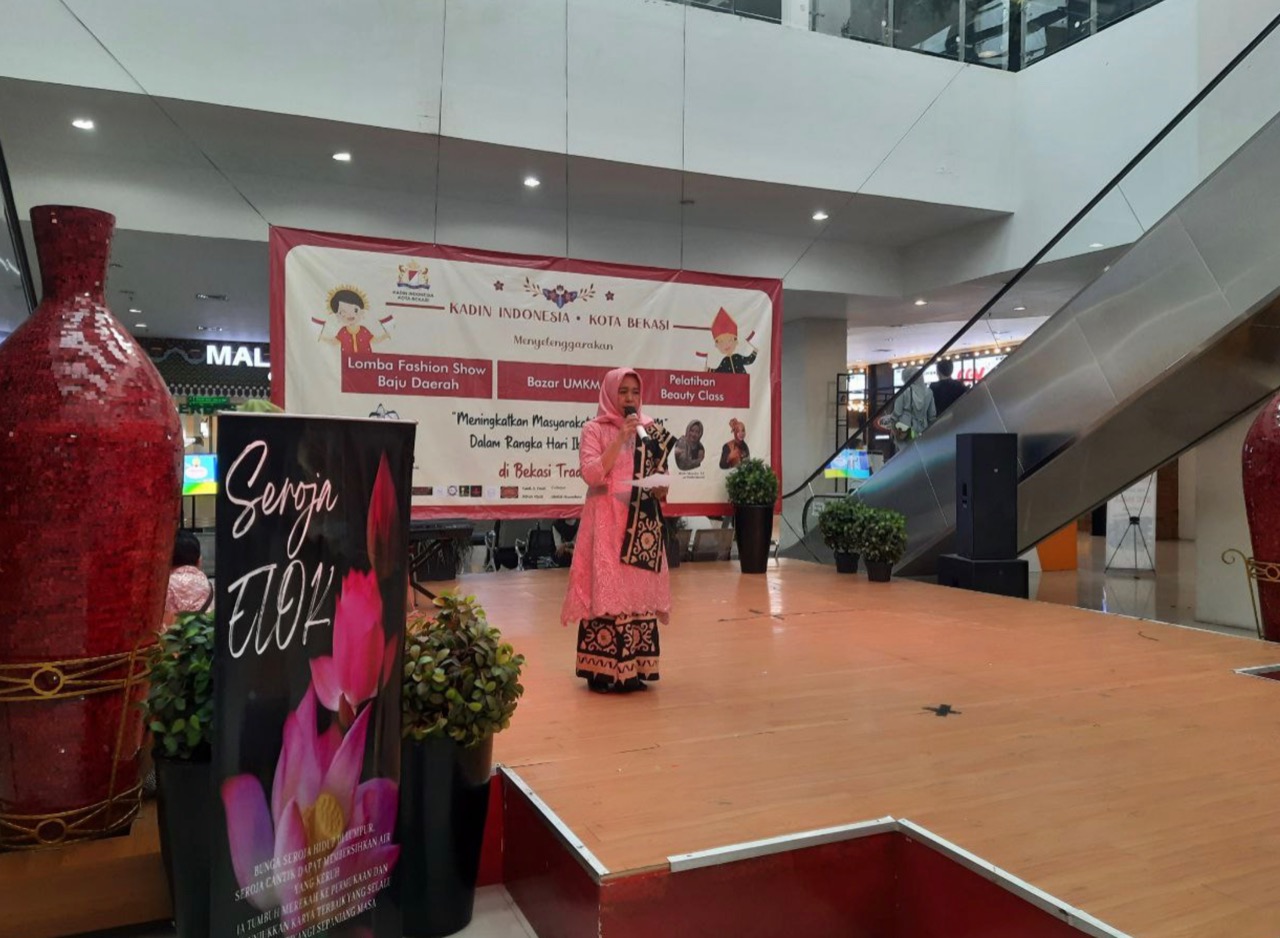 KADIN INDONESIA KOTA BEKASI GELAR FASHION SHOW DAN BEAUTY CLASS UNTUK MENAIKKAN CITRA  PRODUK LOKAL