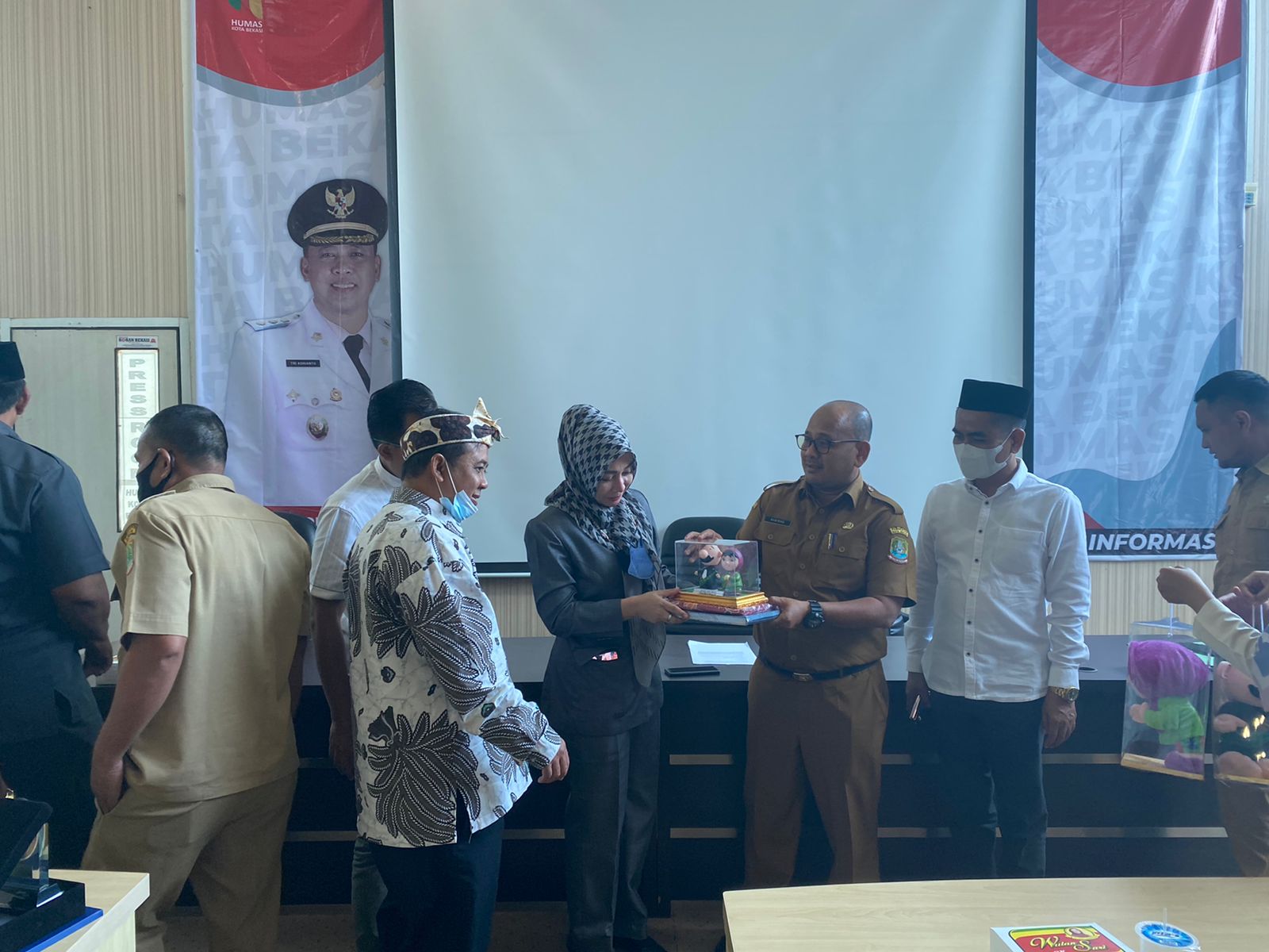 Bahas Pengelolaan BUMD, Pemkot Bekasi Terima Kunjungan DPRD Kab. Karawang