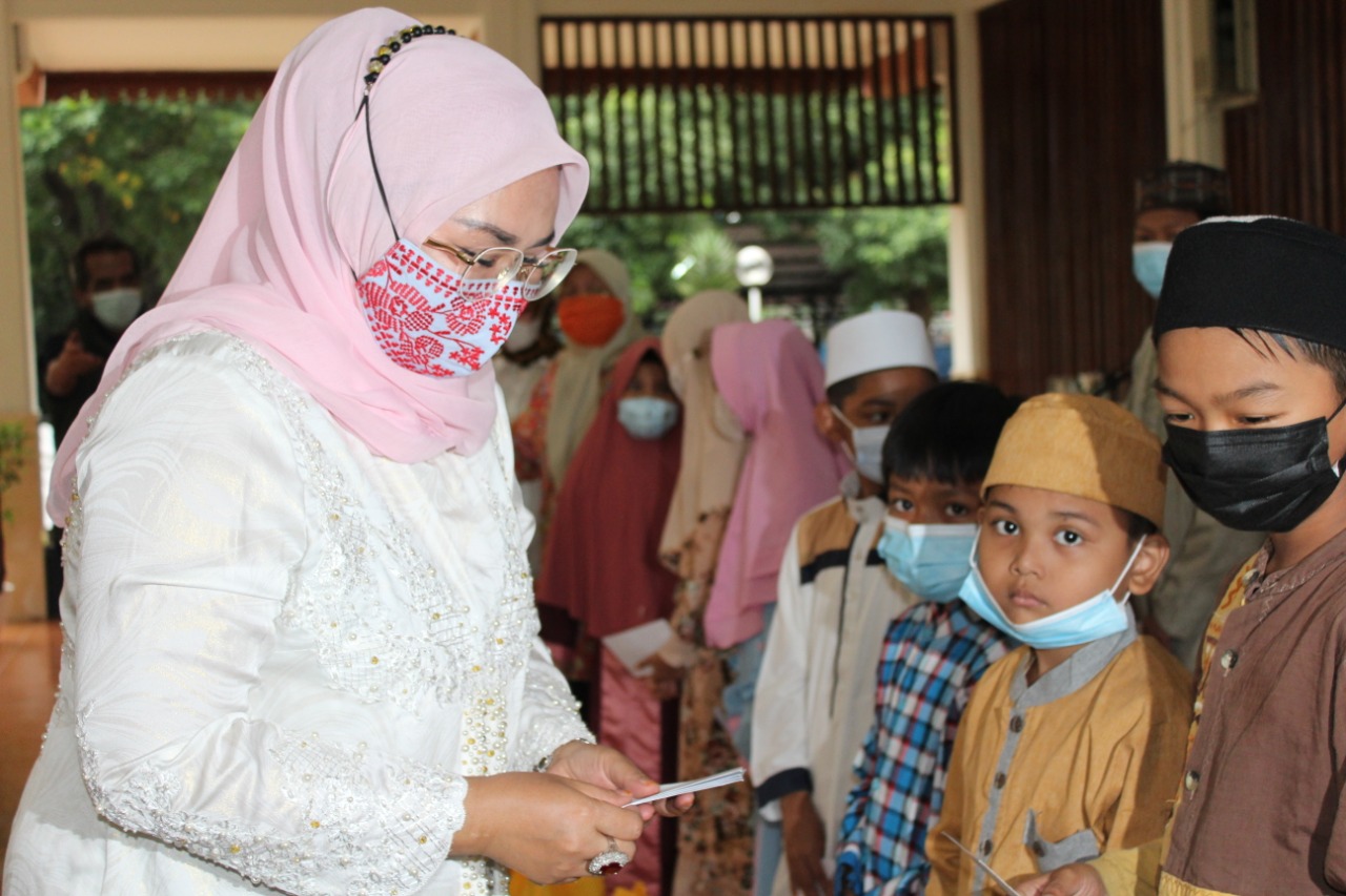 BUBOS5 Kota Bekasi Berjalan Sukses Dengan Beramal Serta Berbagi Antar Sesama