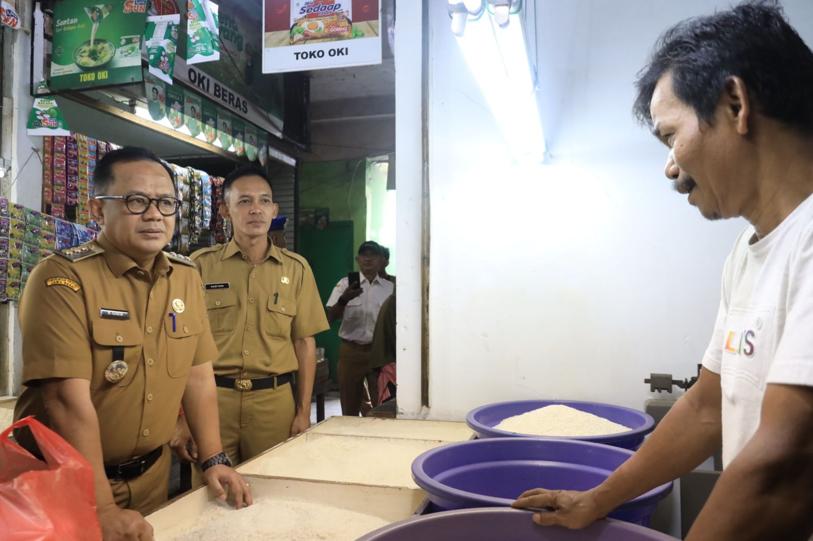 Sidak Pasar Bintara; Pj. Wali Kota Bekasi Serap Keluh Kesah Pedagang