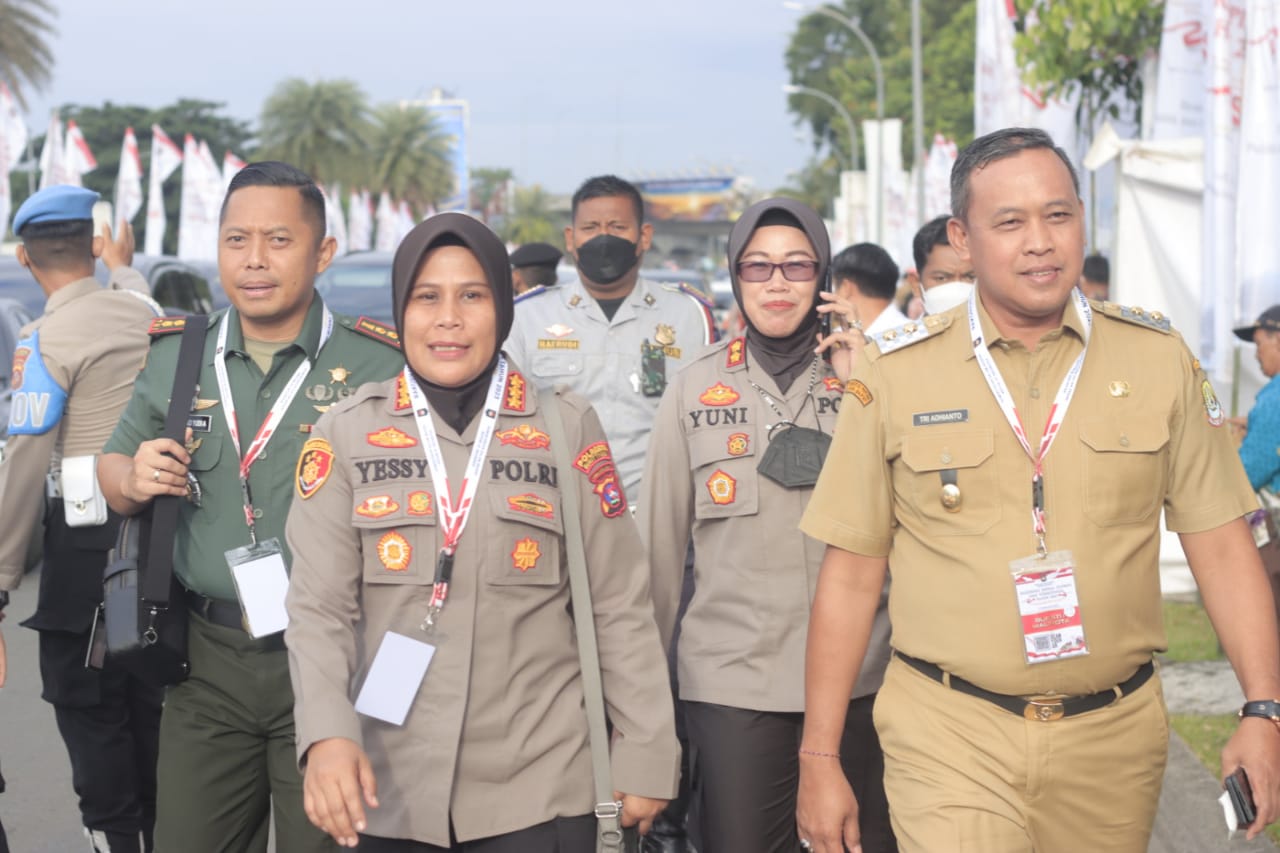 Plt. Wali Kota Bekasi dan Unsur Forkopimda Hadiri Rakornas yang Dipimpin Presiden Jokowi