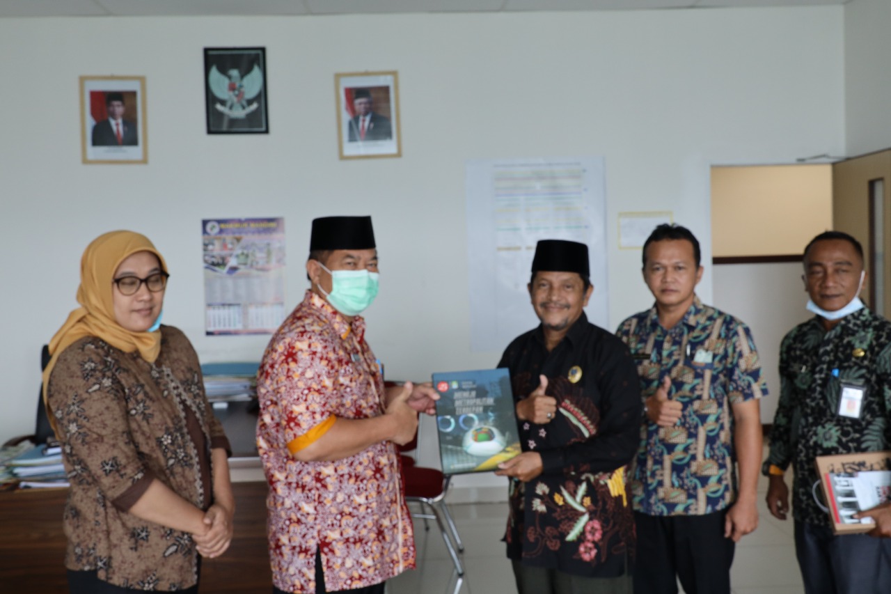 Bahas Tata Kelola PKL, Diskop UKM Kota Bekasi Terima Kunjungan DPRD Kota Tegal