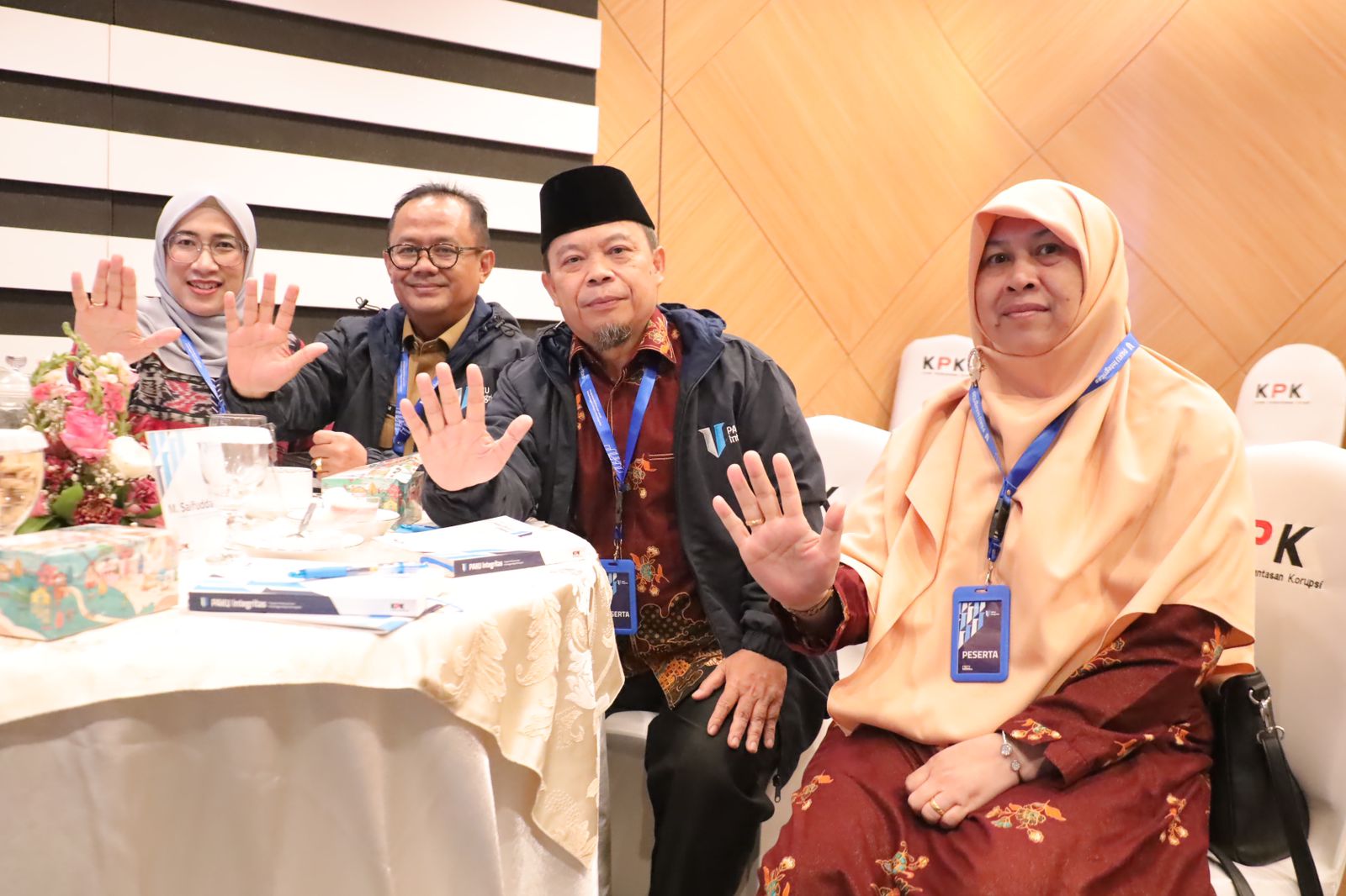 Pj. Wali Kota Beksi Hadiri Undangan PAKU Integritas KPK