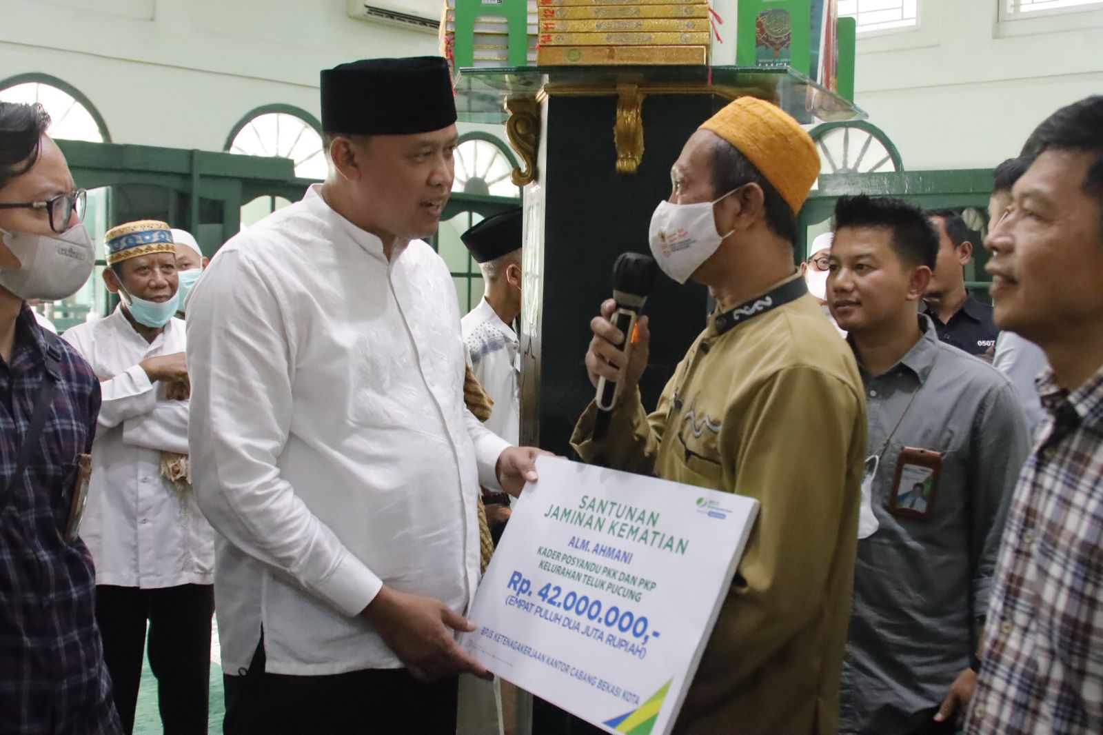 RUTINITAS PLT WALI KOTA JUMAT KELILING DI SETIAP KECAMATAN KOTA BEKASI