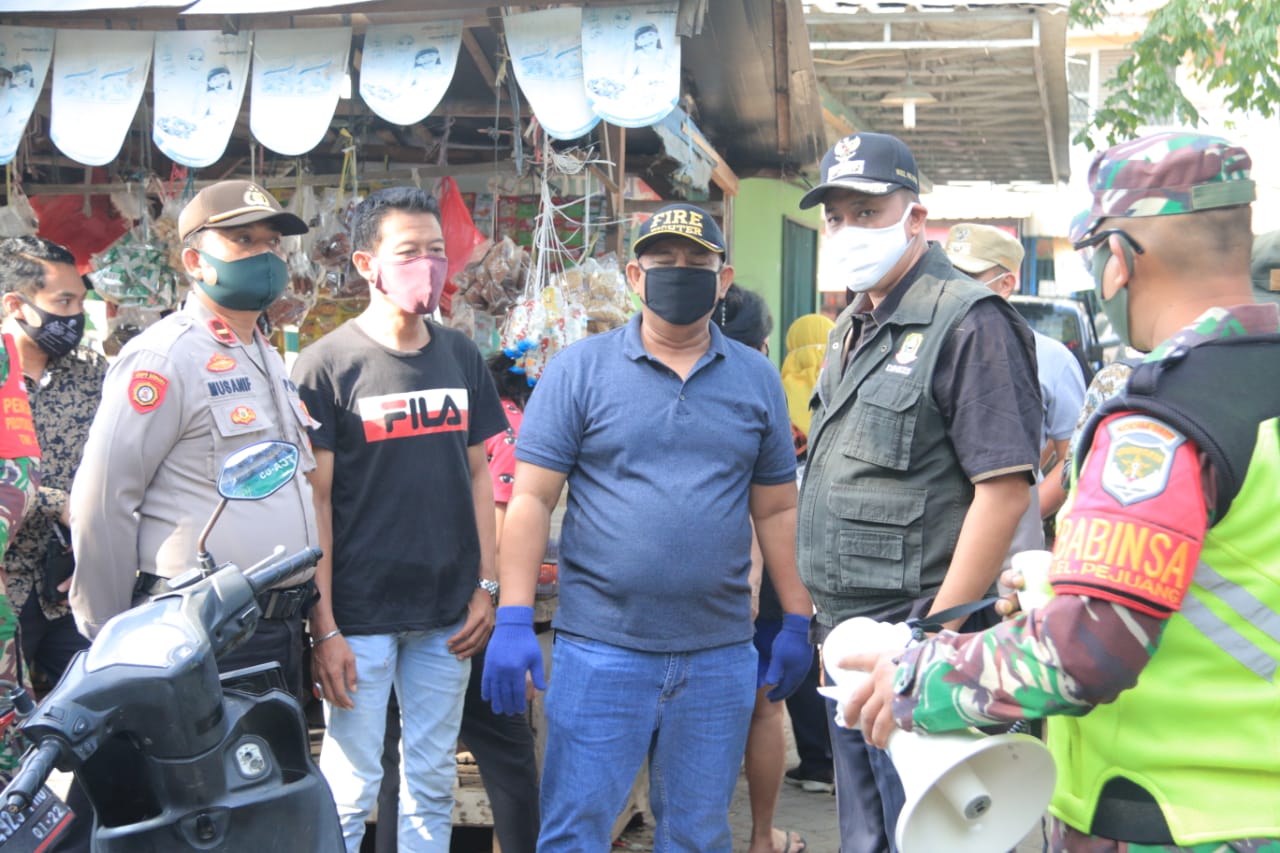 Wakil Wali Kota Tri Adhianto Sidak Penerapan New Normal di Pasar Familly dan Pasar Seroja