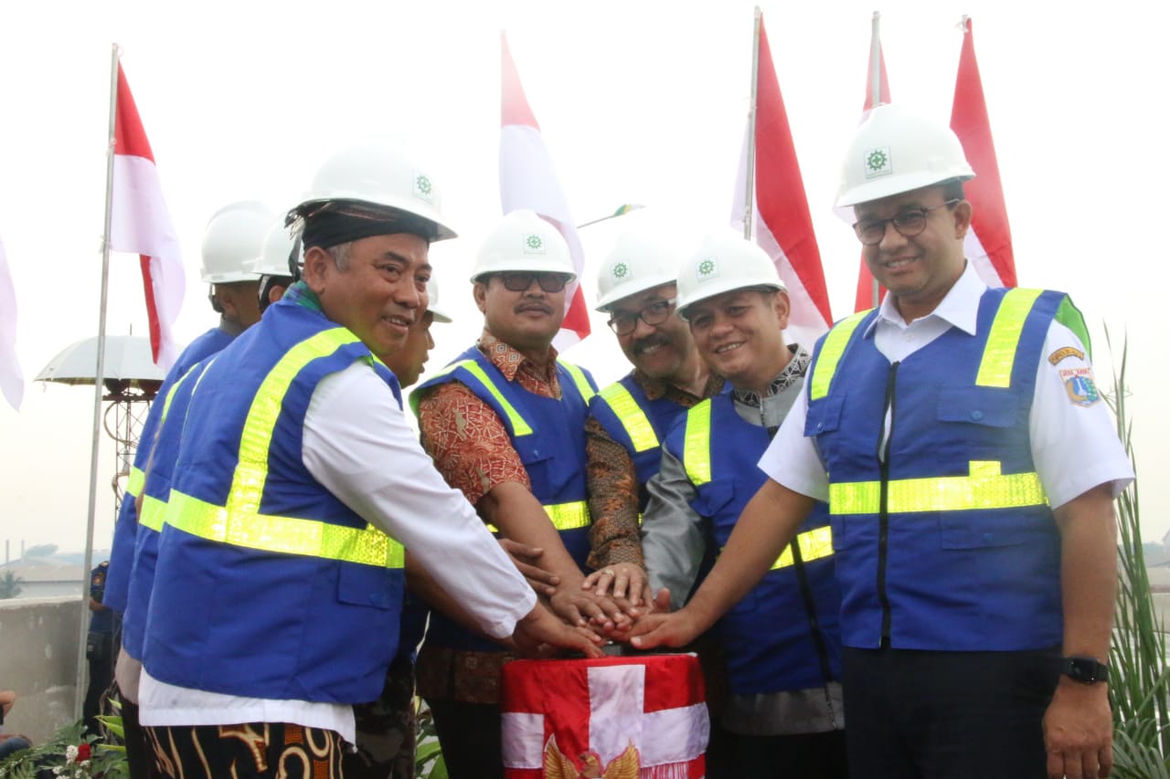 Dua Flyover Resmi di Gunakan, Gubernur DKI dan Wali Kota Bekasi Tandatangani Prasasti Flyover