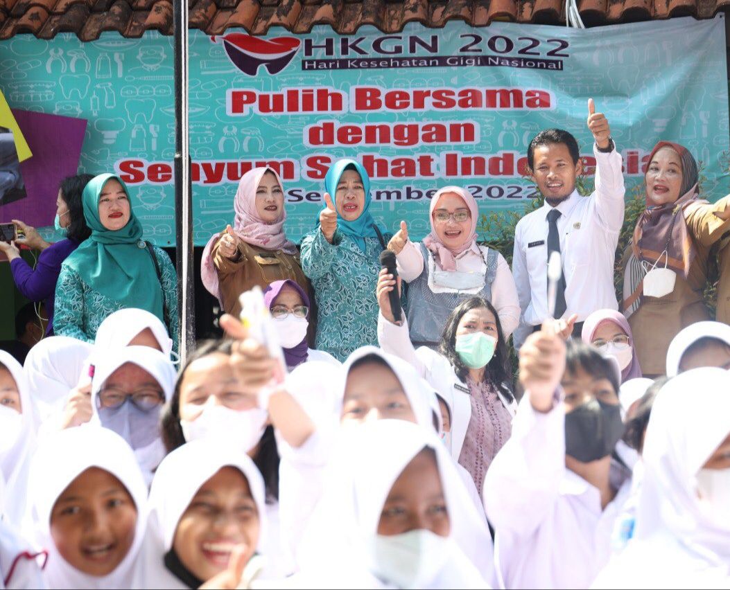 Plt Ketua TP PKK Sambut Baik Kegiatan Sikat Gigi Massal Di SDSN Pekayon Jaya VI