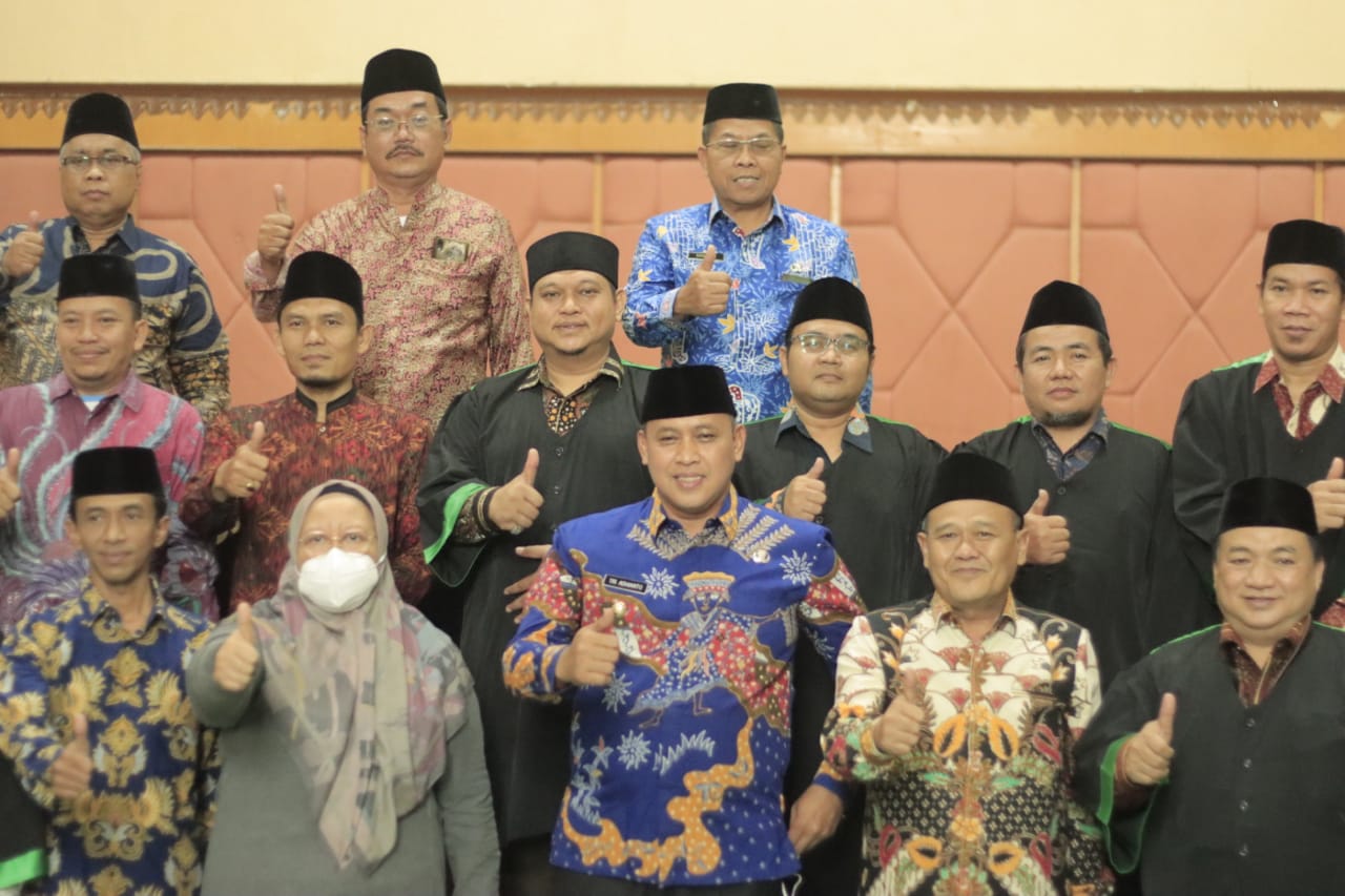 Plt. Wali Kota Kukuhkan Dewan Hakim dan LPTQ Kota Bekasi Ke 24