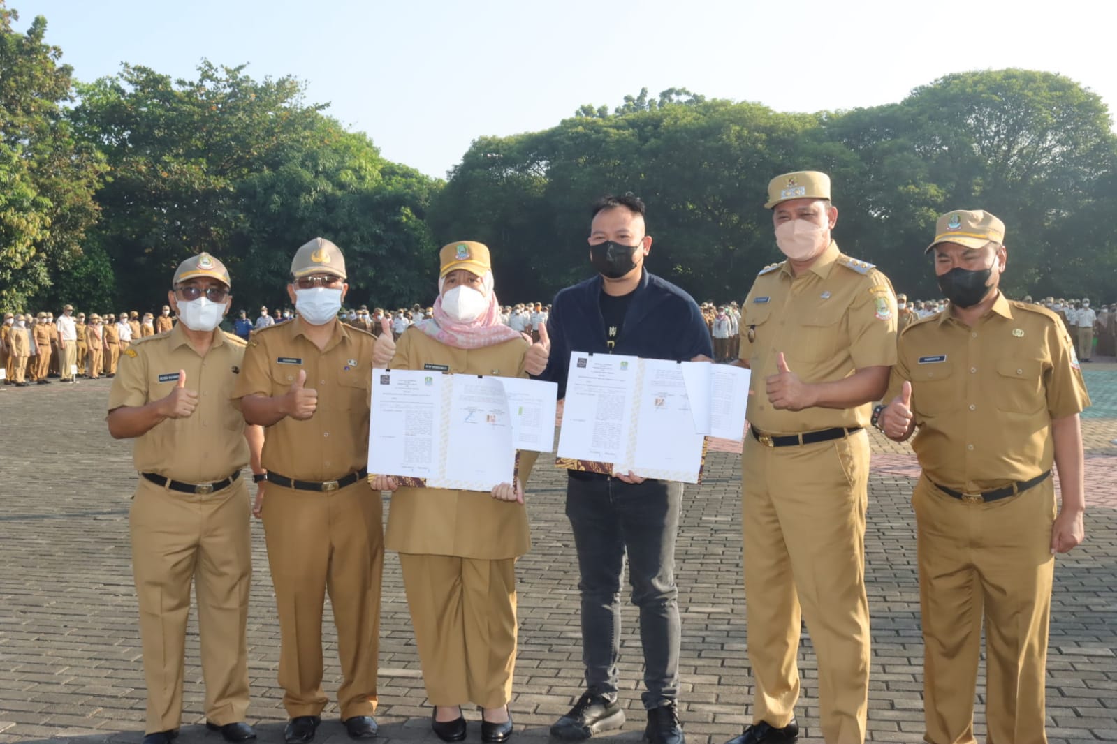 PT. Gladiator Media Perkasa Milik Vicky Prasetyo Tandatangani Kerjasama Saat Apel Pagi Ini