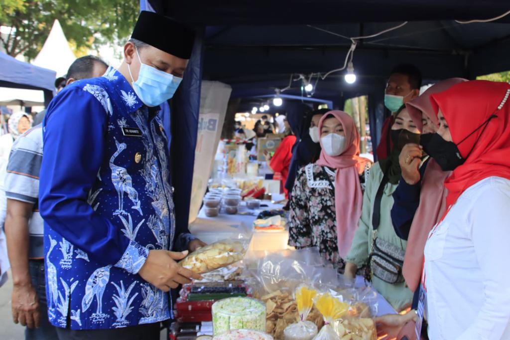 BAZAR RAMADHAN UMKM UNTUK EKONOMI KOTA BEKASI MEROKET