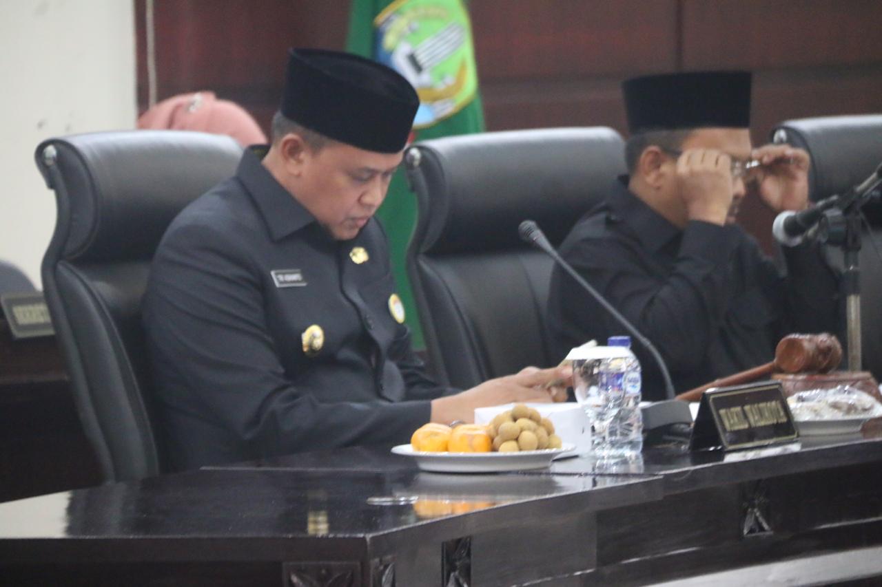 Wawali Sampaikan Nota Keuangan Rancangan Perubahan APBD Kota Bekasi TA 2018