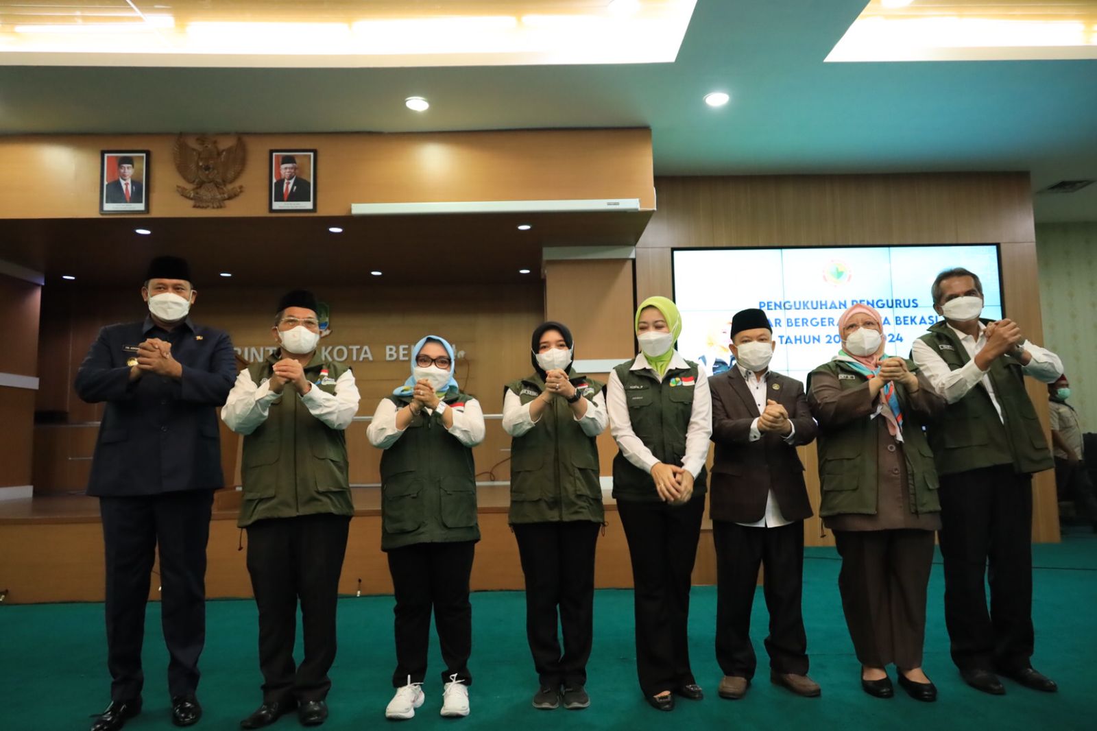 PENGUKUHAN PENGURUS JABAR BERGERAK. HADIR ATHALIA RIDWAN KAMIL