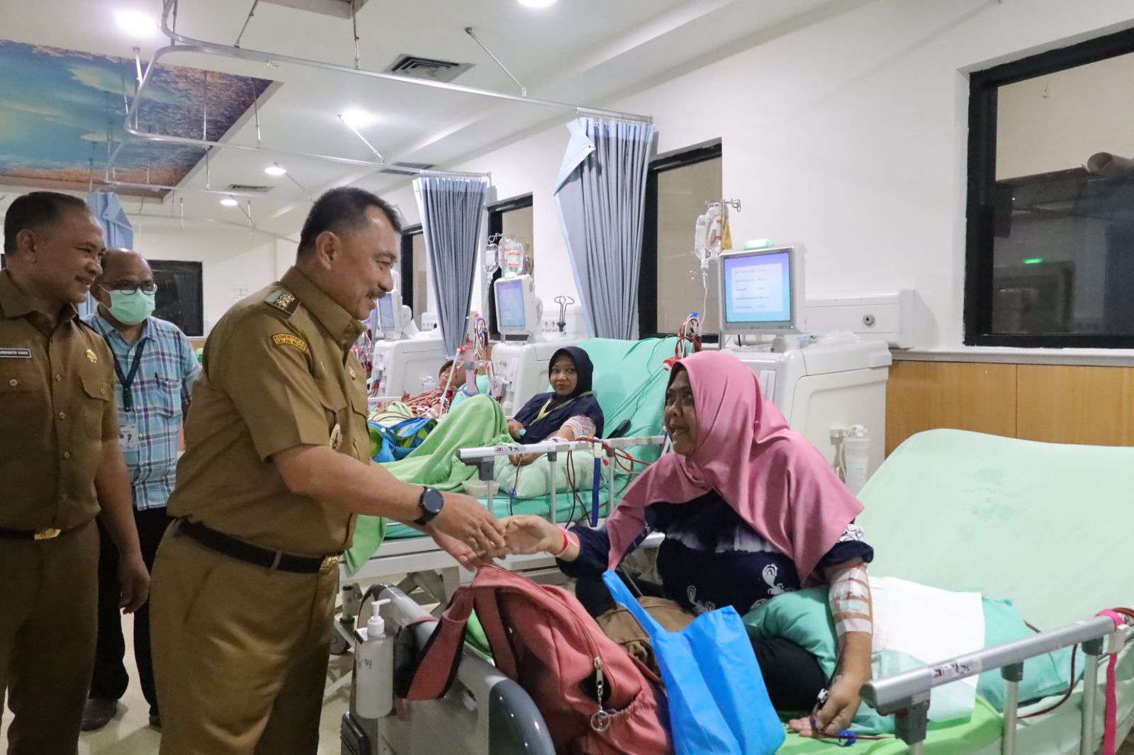 Tingkatkan Pelayanan Kesehatan, Bobihoe Sapa Jajaran Hingga Pengunjug RSCAM