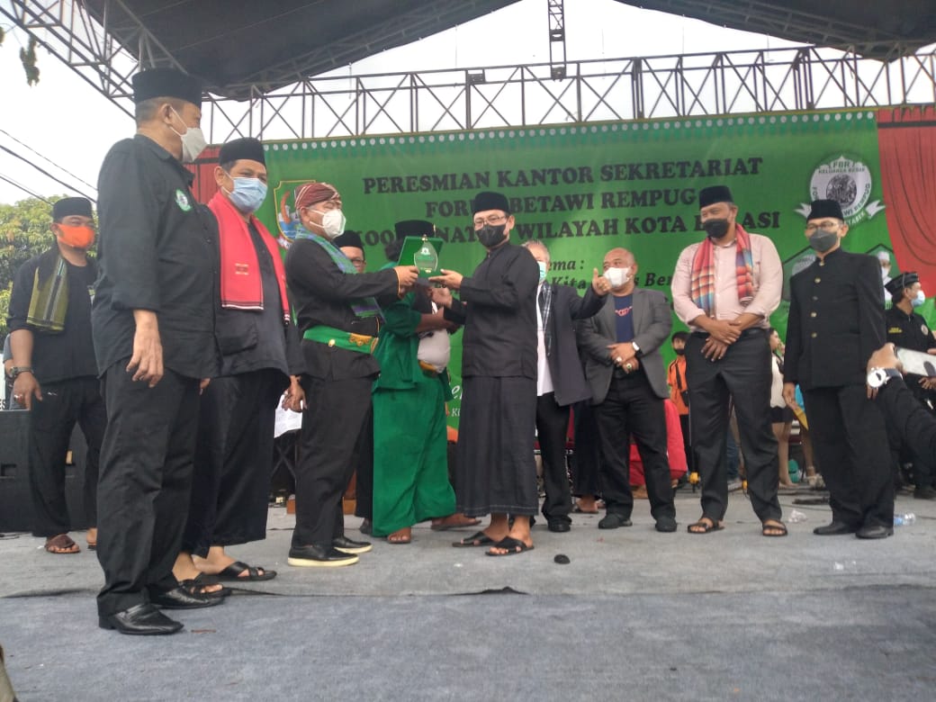 WALI KOTA DAN WAKIL WALI KOTA HADIRI PERESMIAN KANTOR SEKRETARIAT FBR KOTA BEKASI