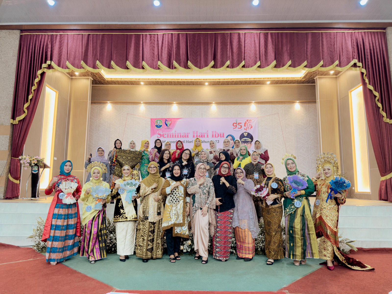 Seminar Hari Ibu, Yolla Gani Katakan Perempuan Punya Akses Peran Sama Dalam Membangun Negara Ini