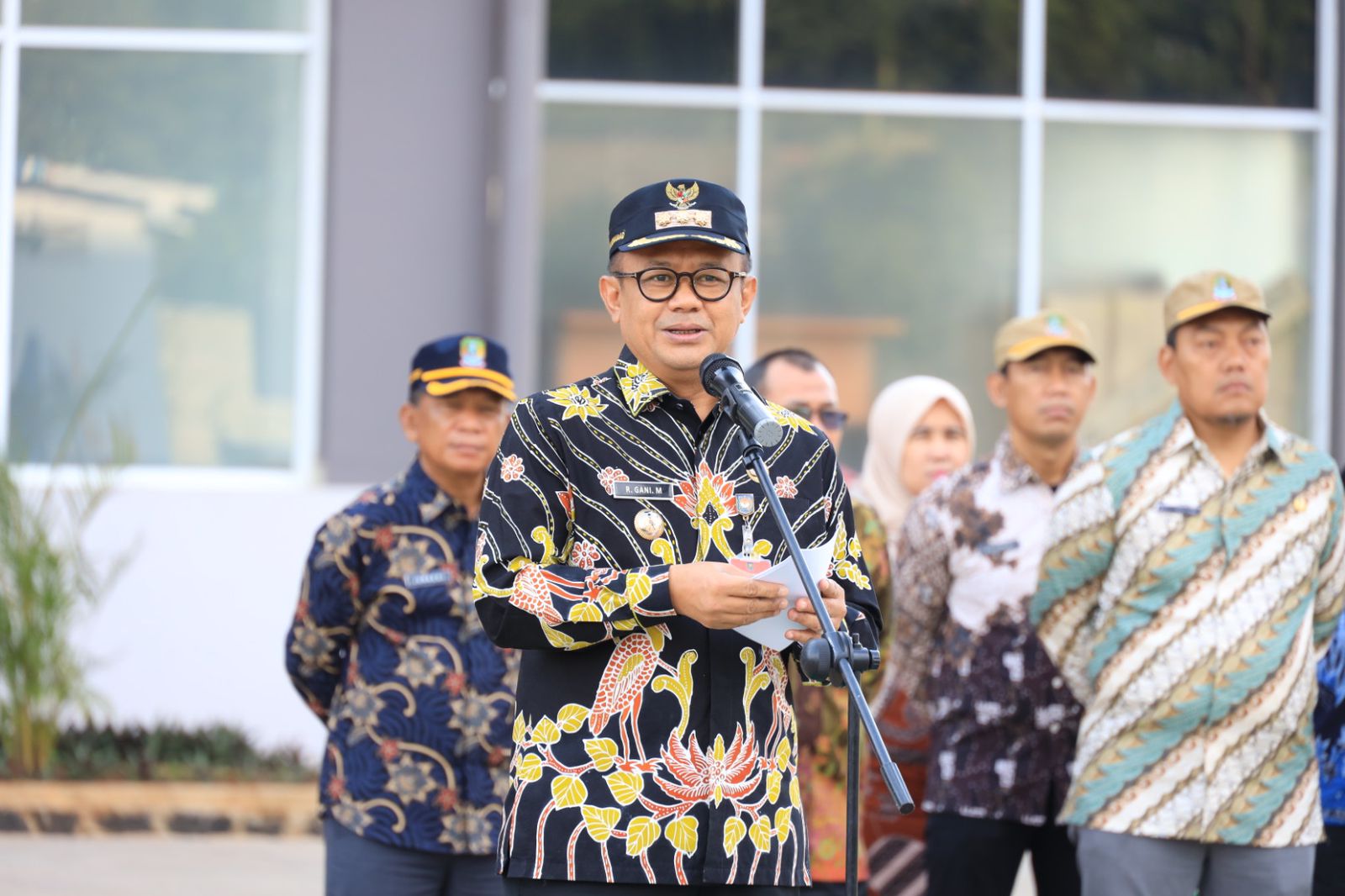 Pimpin Apel Pagi di Lingkungan Kantor Gedung Teknis, Pj. Wali Kota Bekasi Ingatkan Netralitas ASN