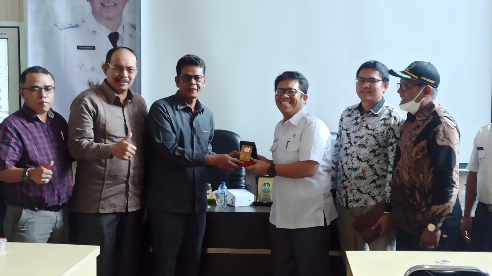 DPRD KABUPATEN AGAM KUNKER KE KOTA BEKASI PELAJARI PENGADAAN BARANG DAN JASA