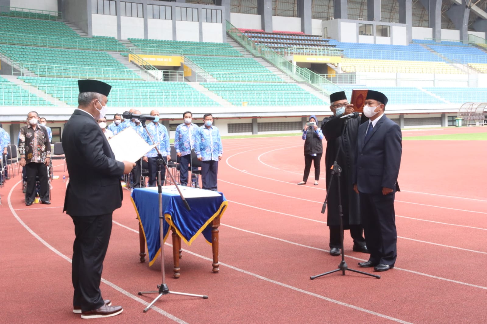 WALI KOTA BEKASI LANTIK DIRUT PERUMDA TIRTA PATRIOT PERIODE 2021-2026