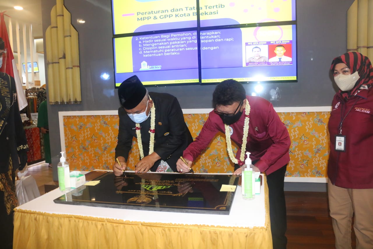 MENPAN RB RI RESMIKAN MAL PELAYANAN PUBLIK GRHA H. DUDUNG T. RUSKANDI KOTA BEKASI