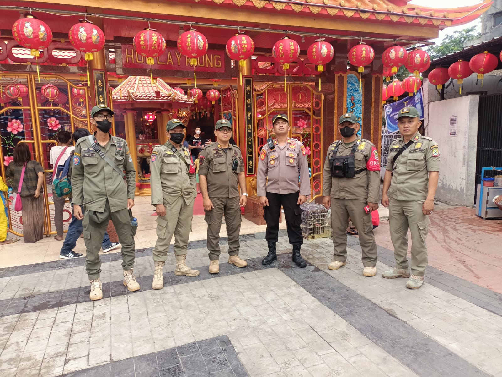 Satpol PP Kota Bekasi Gerak Pengamanan Perayaan Imlek di Kota Bekasi