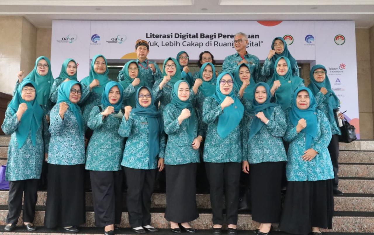 TP PKK Kota Bekasi Hadir Di Seminar Literasi Digital Bagi Perempuan