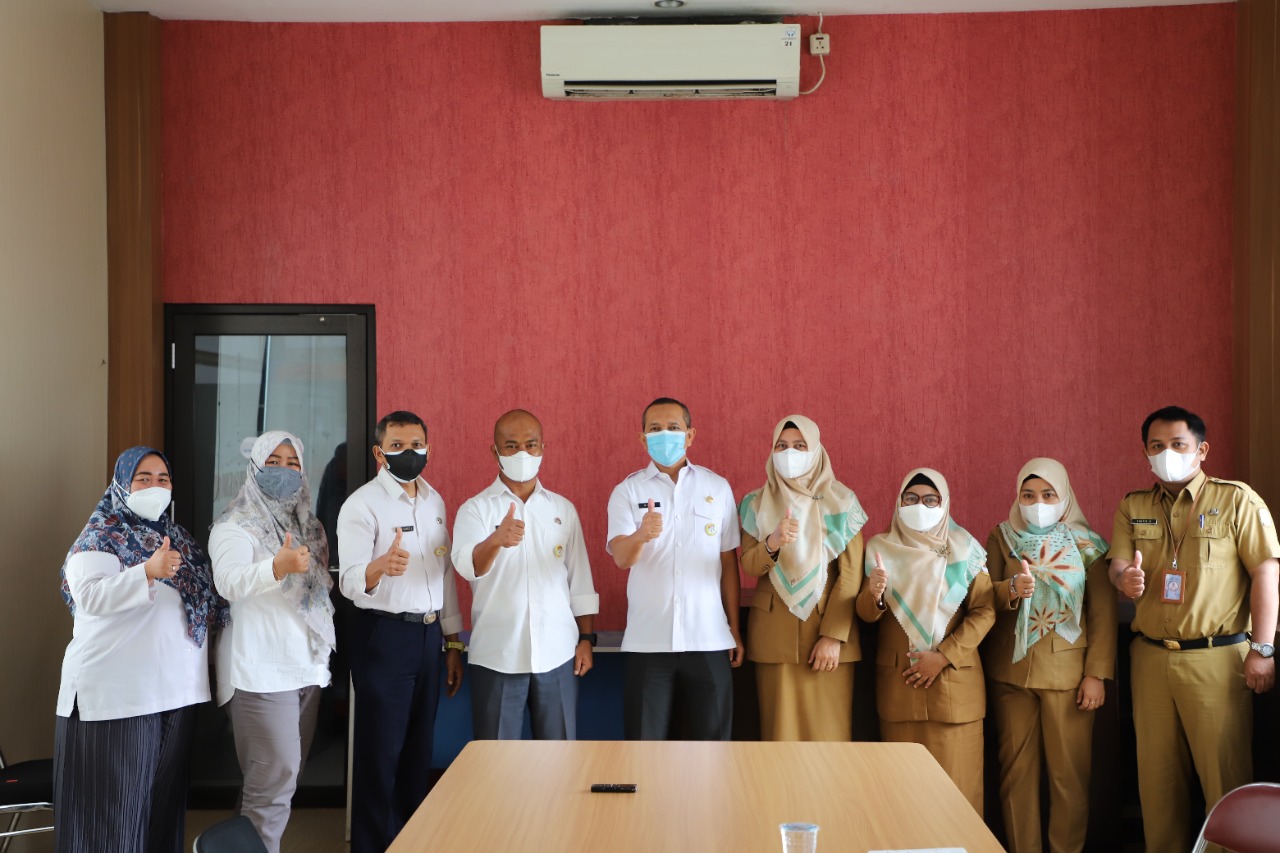 Kadiskominfostandi Menerima Kunjungan Diskominfo Kabupaten Cirebon