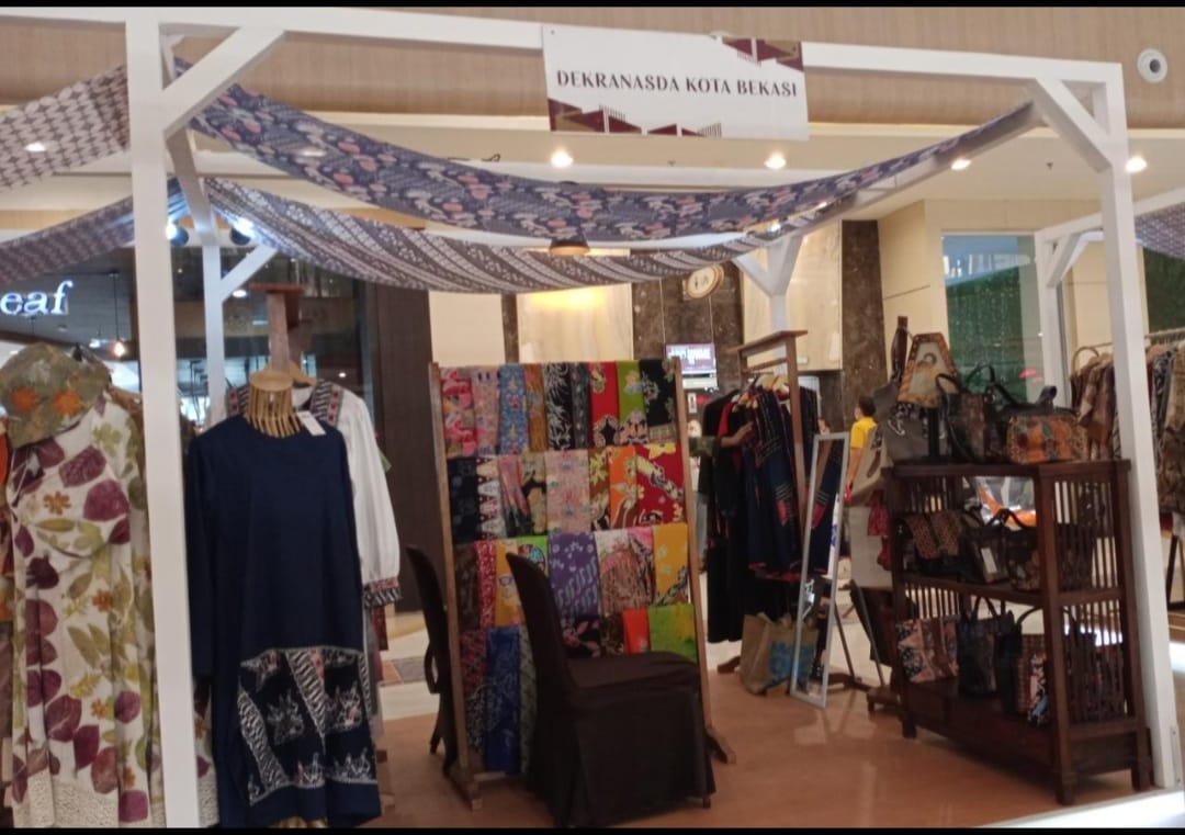 Dekranasda Kota Bekasi Dorong Pengrajin Batik Kota Bekasi Unjuk Gigi di Pesona Batik Nusantara