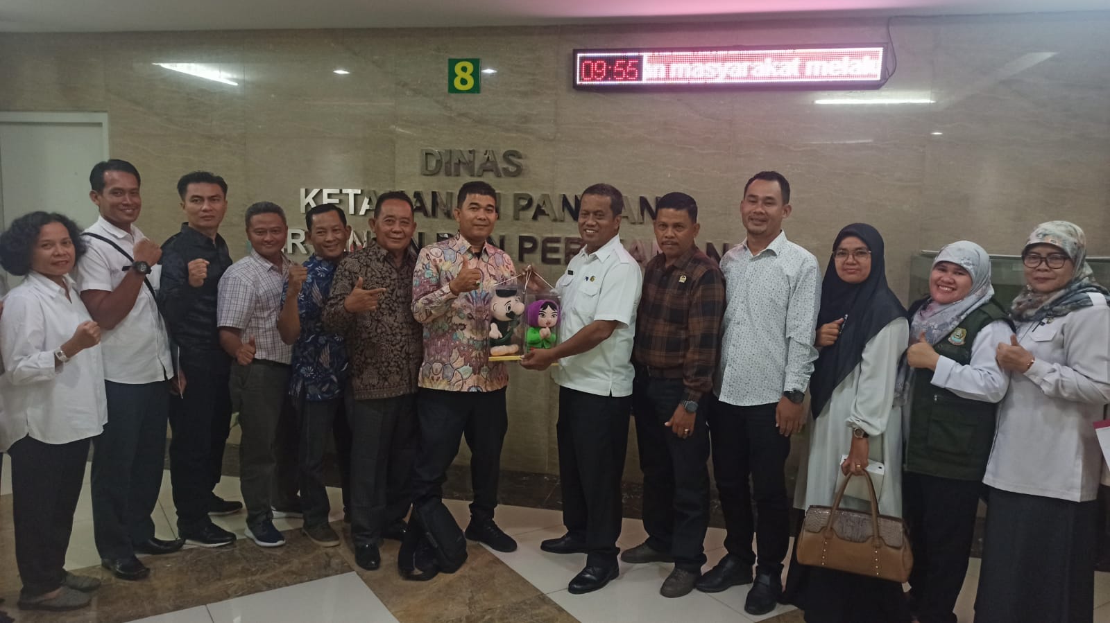 DPRD KABUPATEN PASAMAN BARAT TERTARIK URBAN FARMING DI KOTA BEKASI