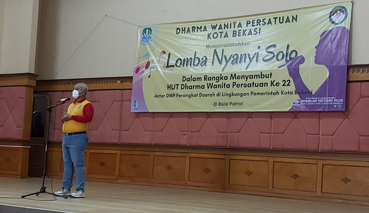 DHARMA WANITA PERSATUAN KOTA BEKASI GELAR LOMBA NYANYI SOLO UNTUK MENYAMBUT HUT KE-22