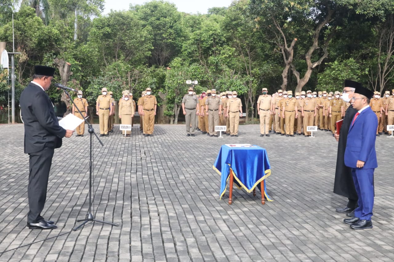 Plt. Wali Kota Bekasi Lantik Direktur PD Migas Kota Bekasi, Apung Widadi SE